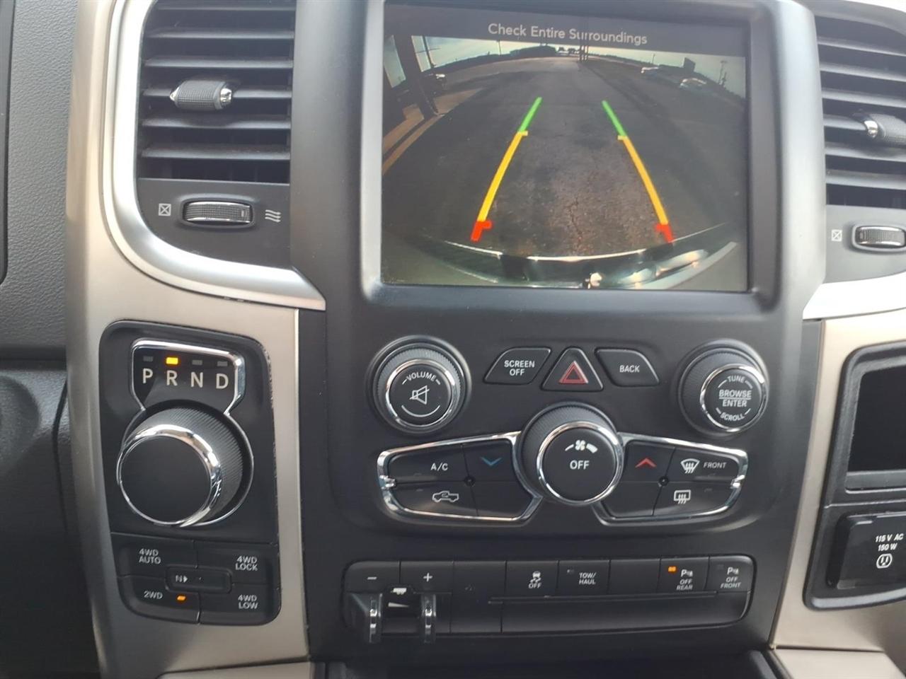 RAM 1500 4WD Crew Cab 140.5" Big Horn 2016