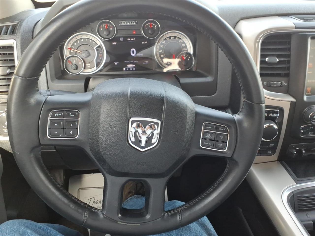 RAM 1500 4WD Crew Cab 140.5" Big Horn 2016