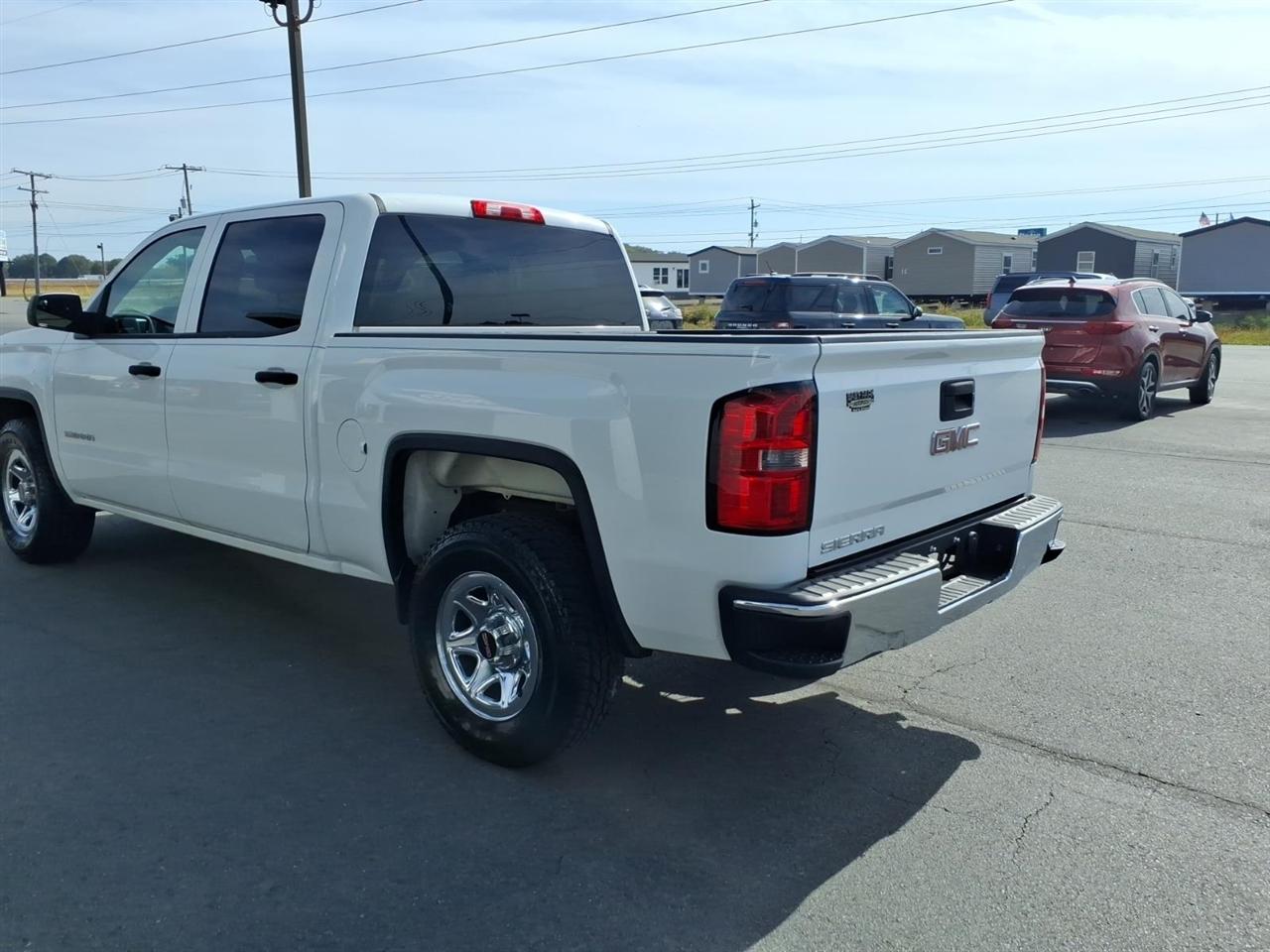 GMC Sierra 1500 2WD Crew Cab 143.5" 2014