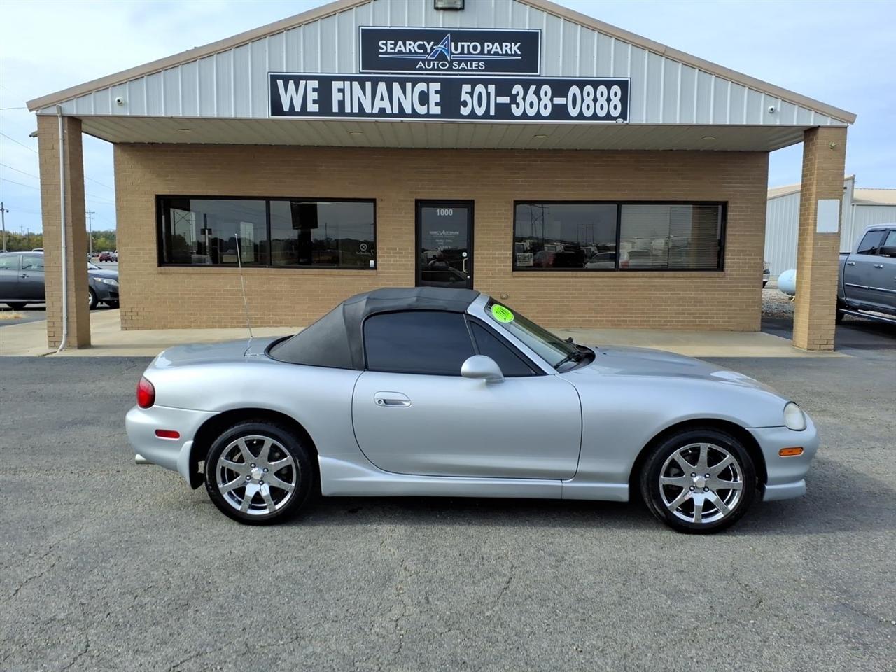 Mazda MX-5 Miata 2dr Conv SE Special Edition 2000