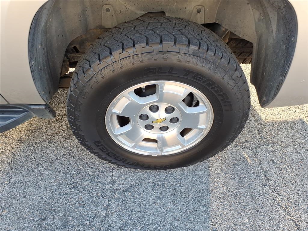 2007 Chevrolet Avalanche LTZ photo 7