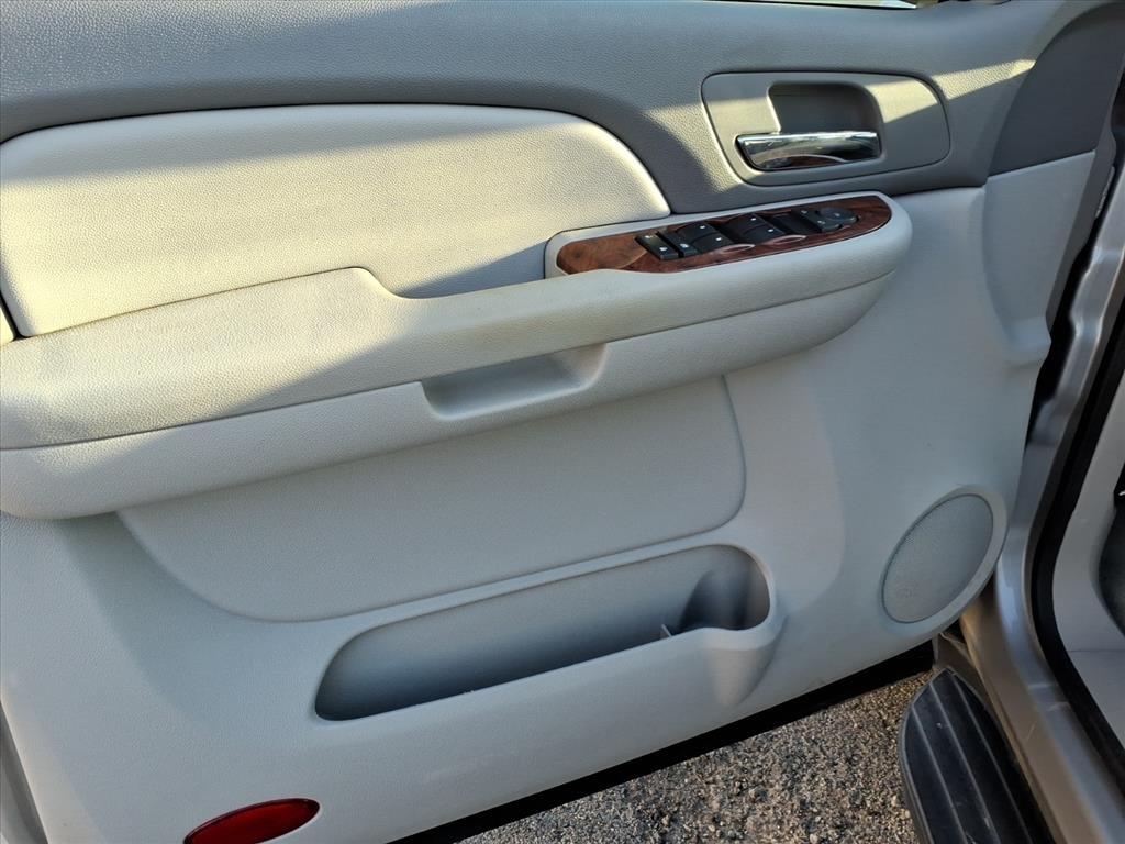 2007 Chevrolet Avalanche LTZ photo 11