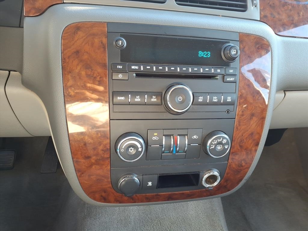 2007 Chevrolet Avalanche LTZ photo 16