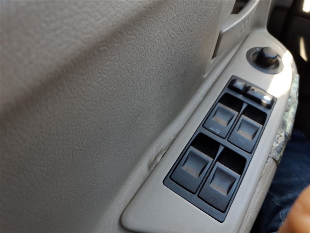 Dodge Dakota SLT Quad Cab 2WD 2005 Dodge Dakota SLT Quad Cab 2WD 2005