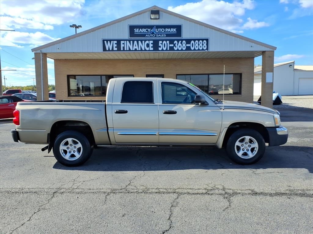 Dodge Dakota SLT Quad Cab 2WD 2005