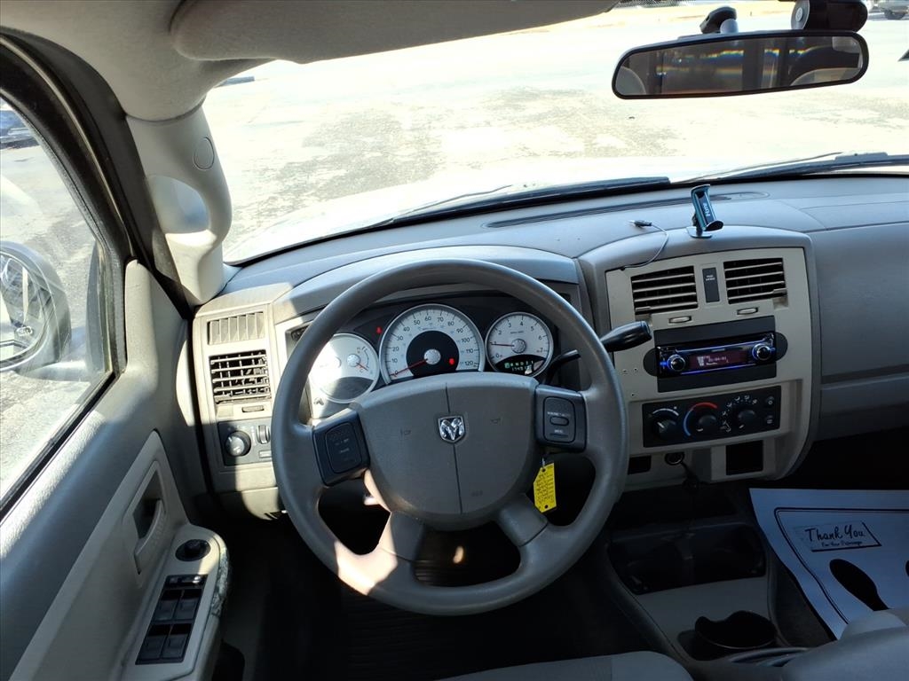 Dodge Dakota SLT Quad Cab 2WD 2005