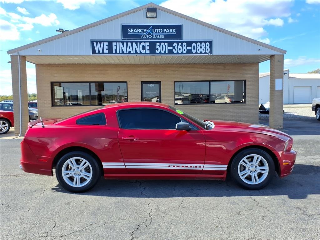 Ford Mustang V6 Coupe 2013 Ford Mustang V6 Coupe 2013