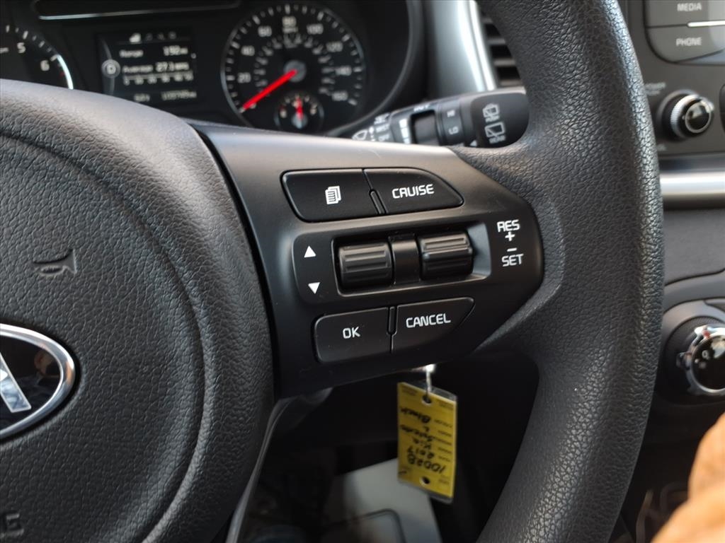 Kia Sorento L 2WD 2017