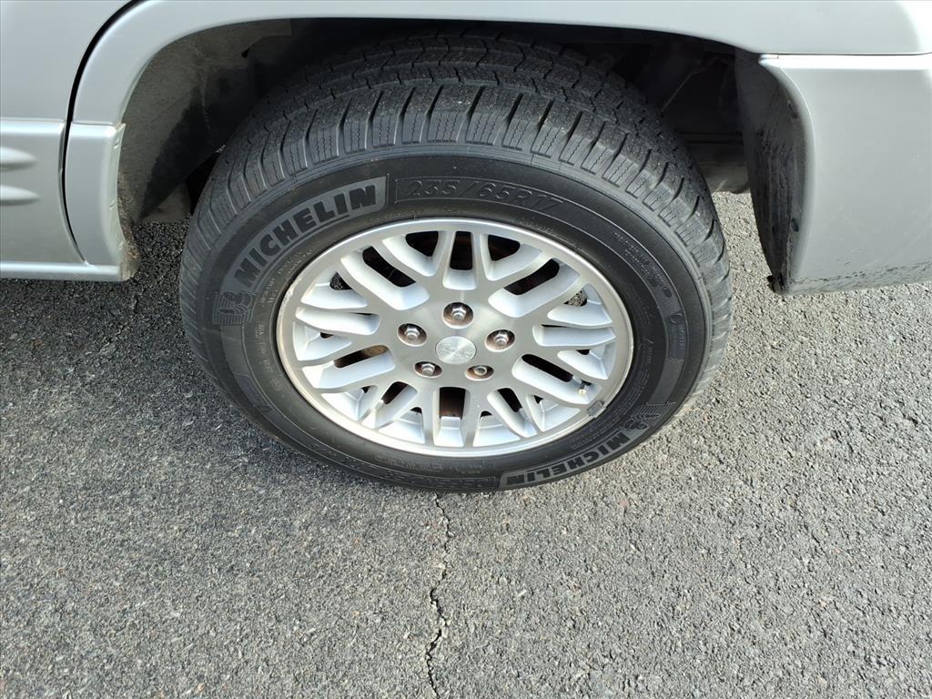 Jeep Grand Cherokee Limited 2WD 2004
