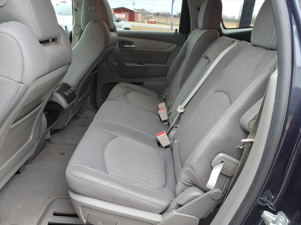 Chevrolet Traverse LS FWD w/PDC 2016