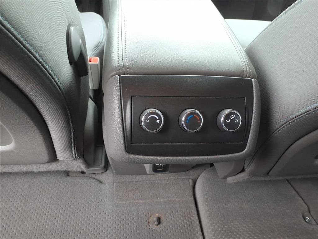 Chevrolet Traverse LS FWD w/PDC 2016