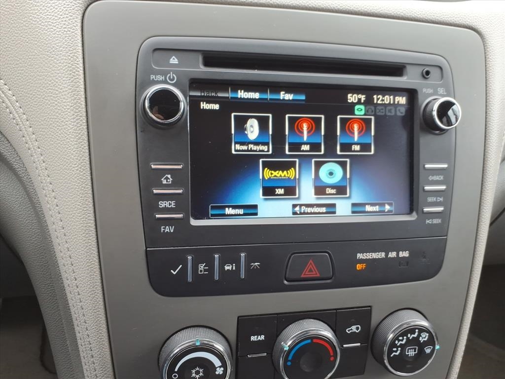 Chevrolet Traverse LS FWD w/PDC 2016