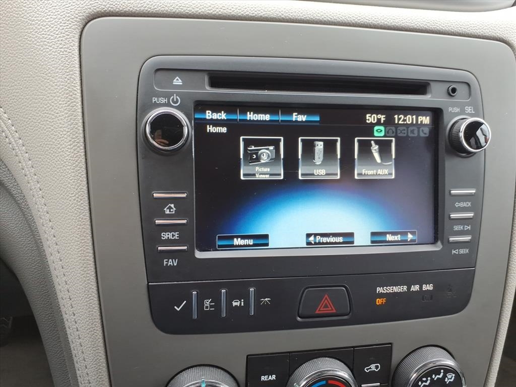 Chevrolet Traverse LS FWD w/PDC 2016