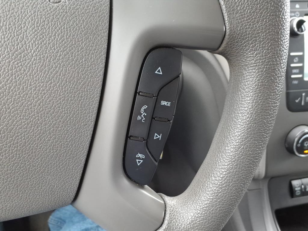 Chevrolet Traverse LS FWD w/PDC 2016