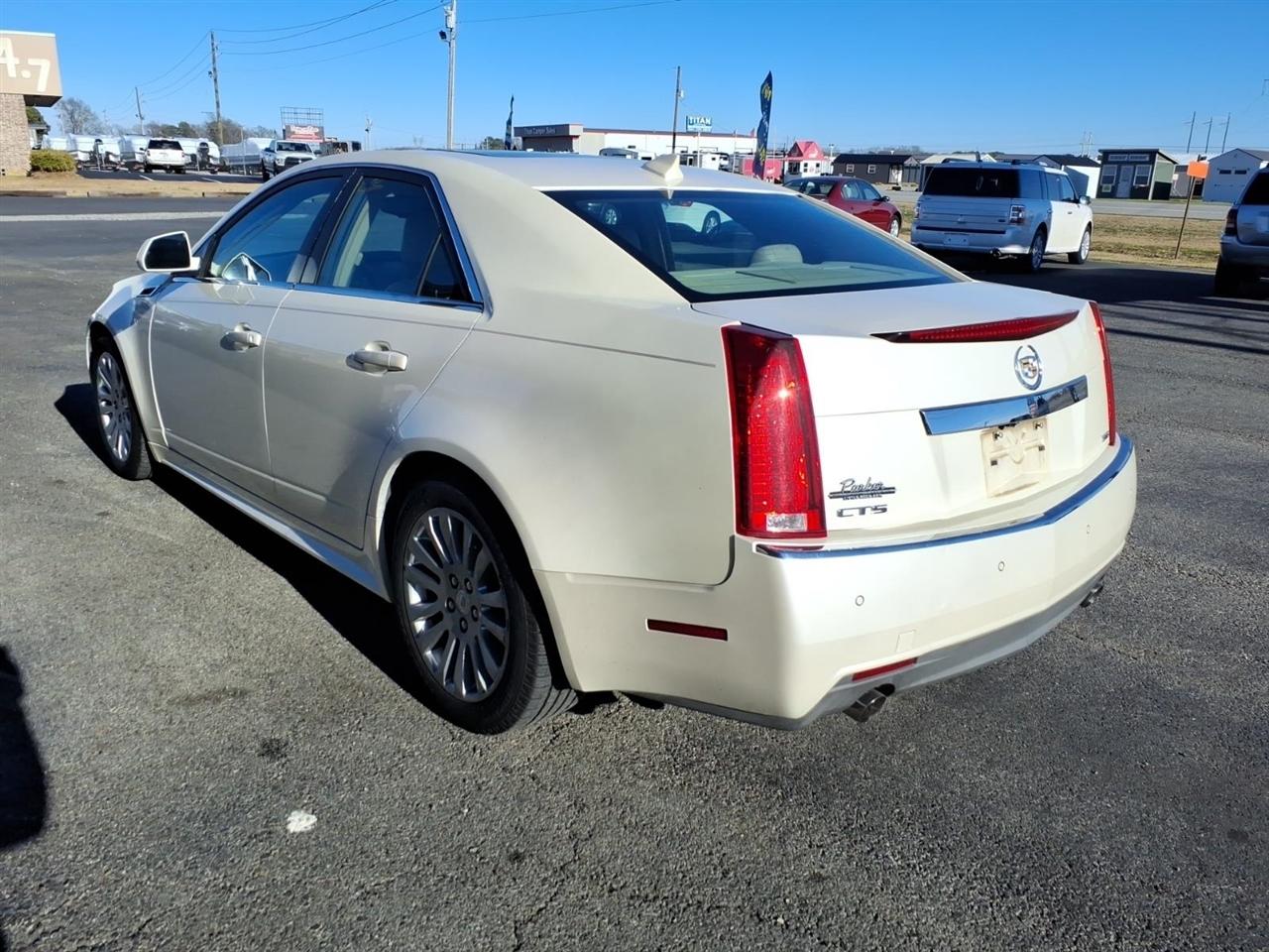 Cadillac CTS 3.6L Performance w/ Navi 2011