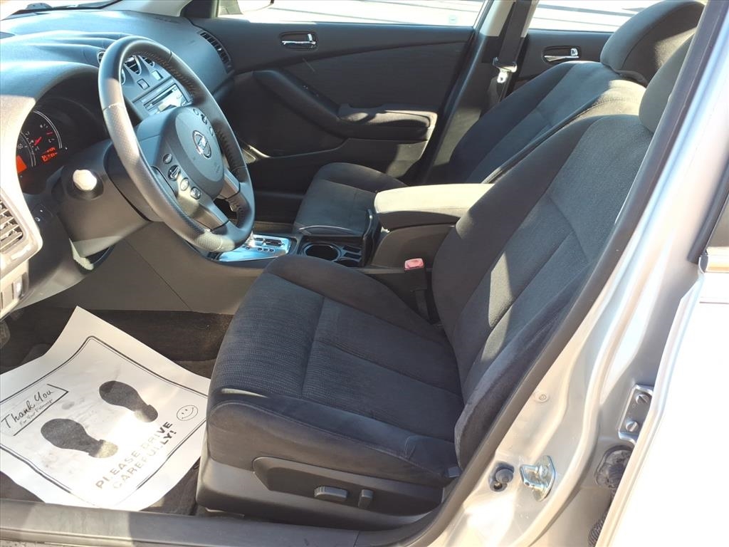 Nissan Altima 2.5 2012