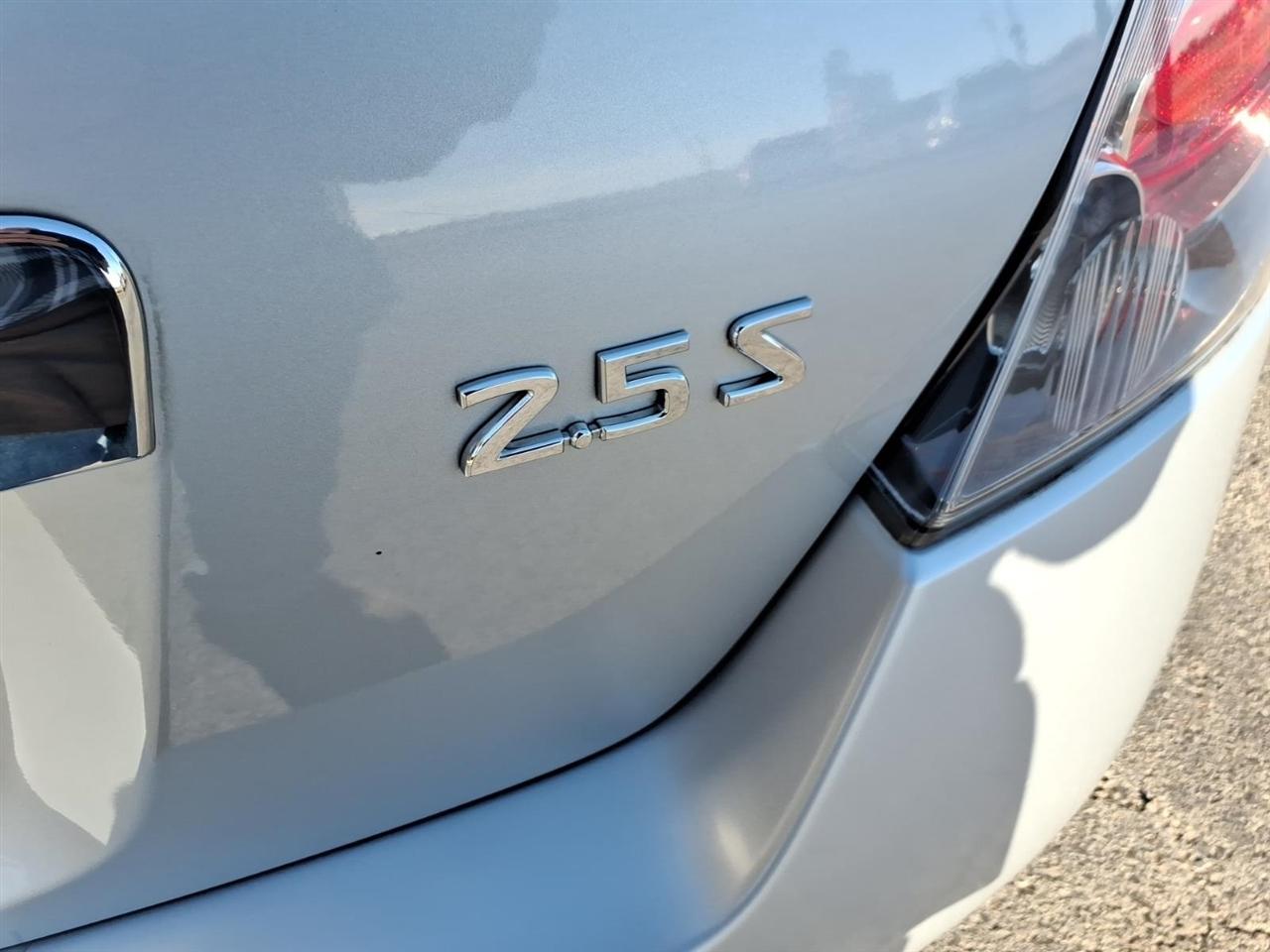 Nissan Altima 2.5 2012