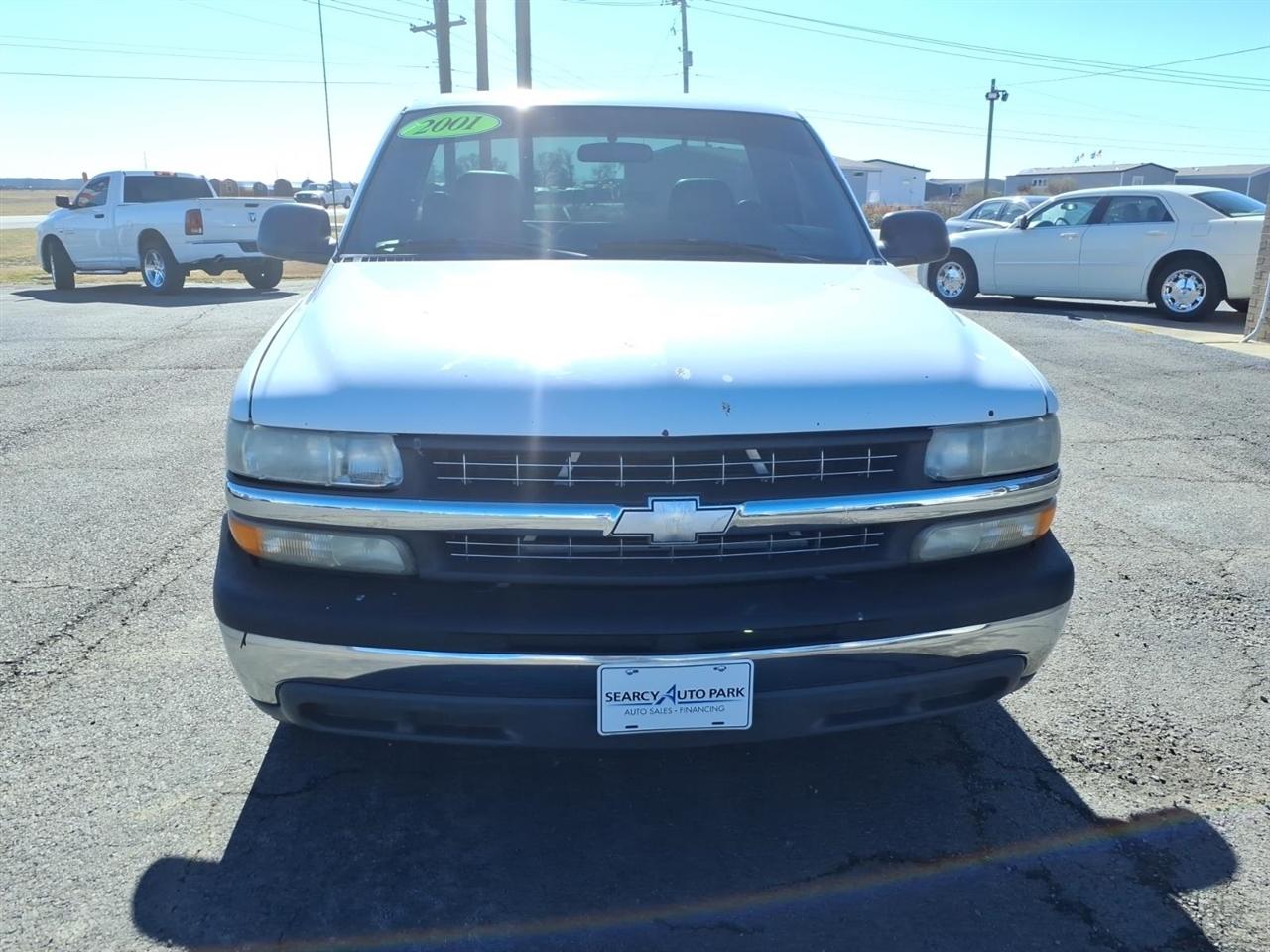 Chevrolet Silverado 1500 Short Bed 2WD 2001