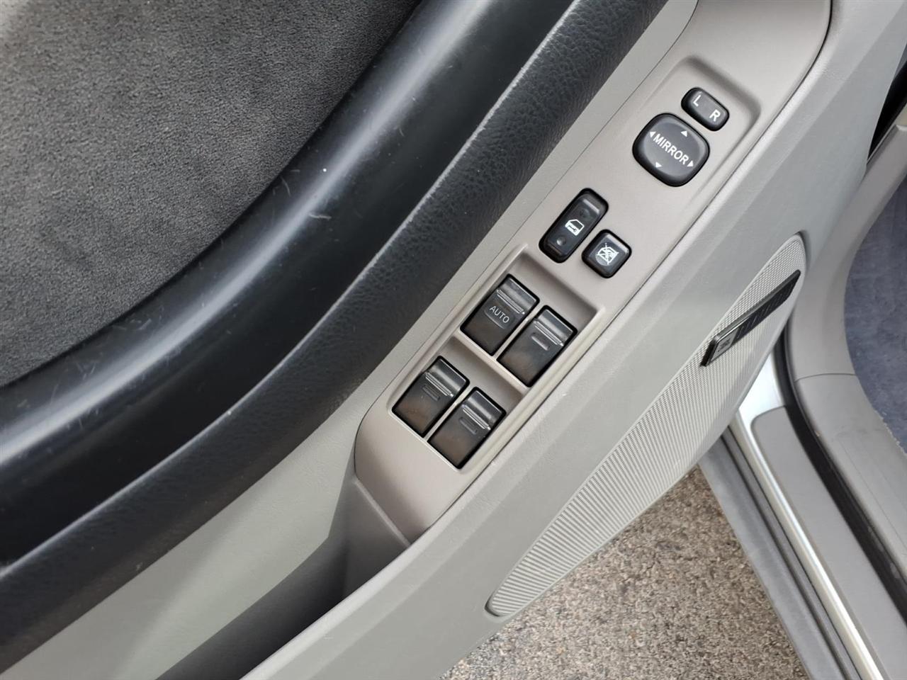 Toyota 4Runner SR5 2WD 2003