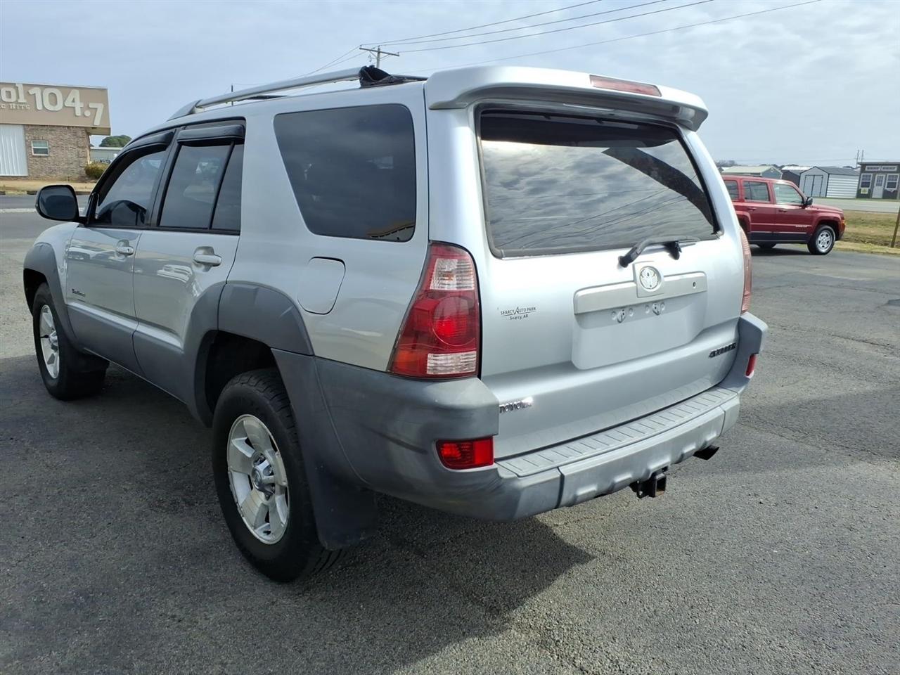 Toyota 4Runner SR5 2WD 2003