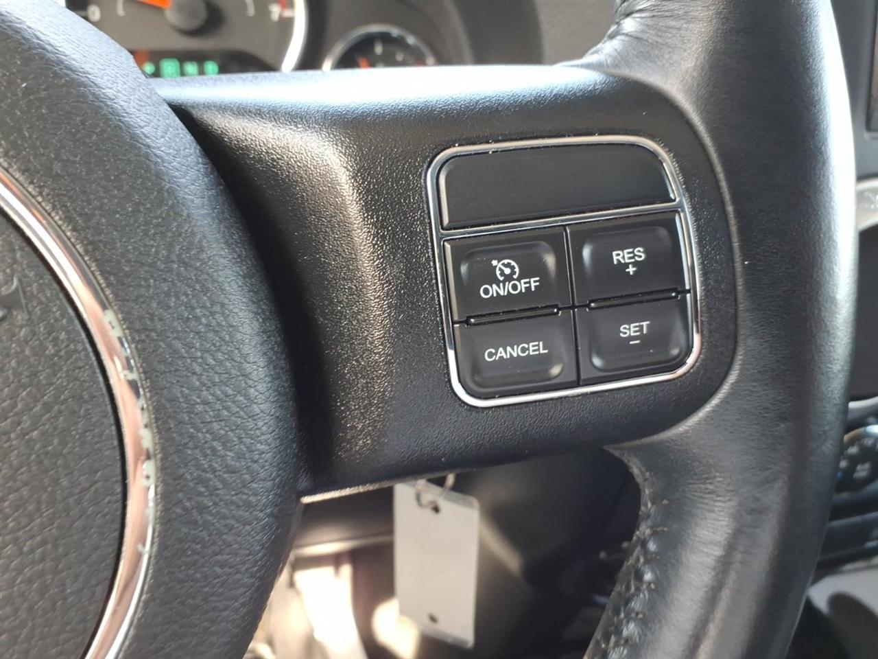 Jeep Wrangler Unlimited Sahara 4WD 2017