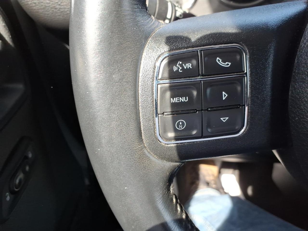 Jeep Wrangler Unlimited Sahara 4WD 2017