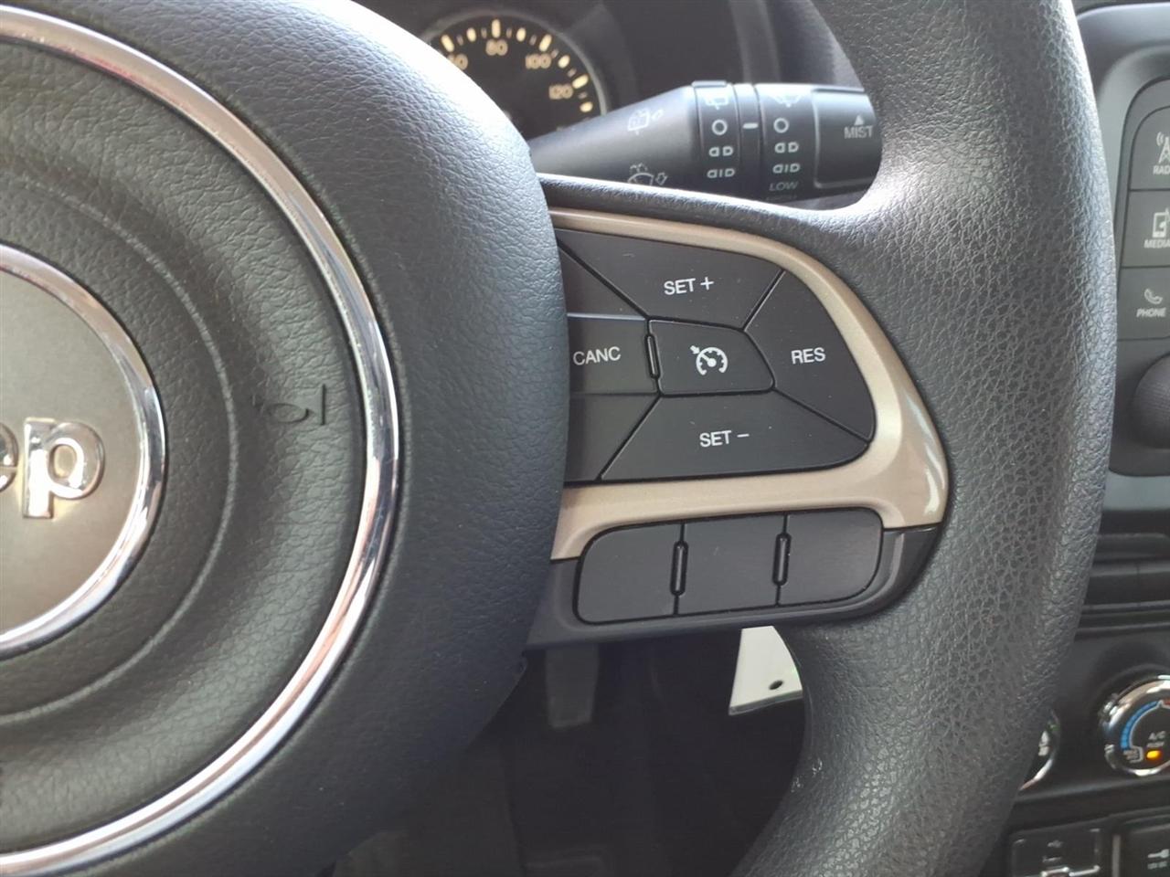 Jeep Renegade Sport FWD 2015