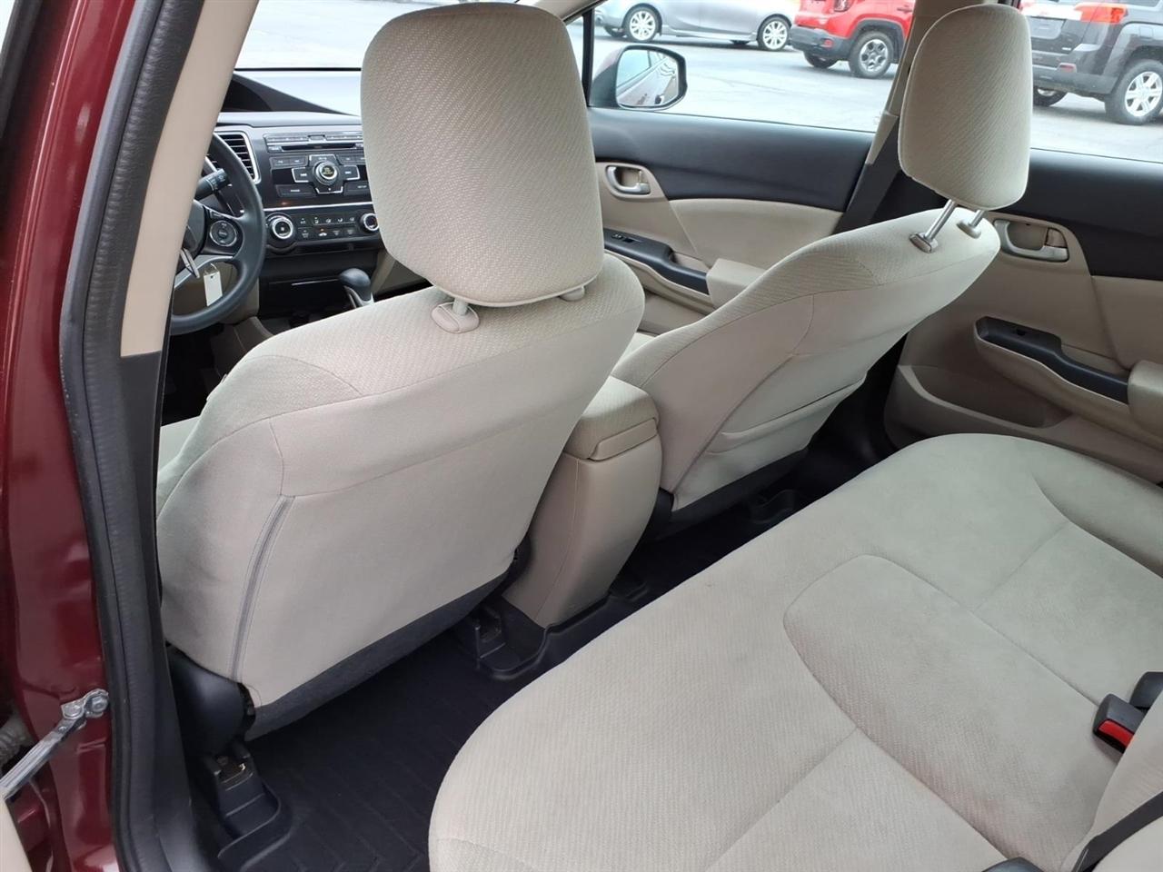 Honda Civic LX Sedan 5-Speed AT 2013