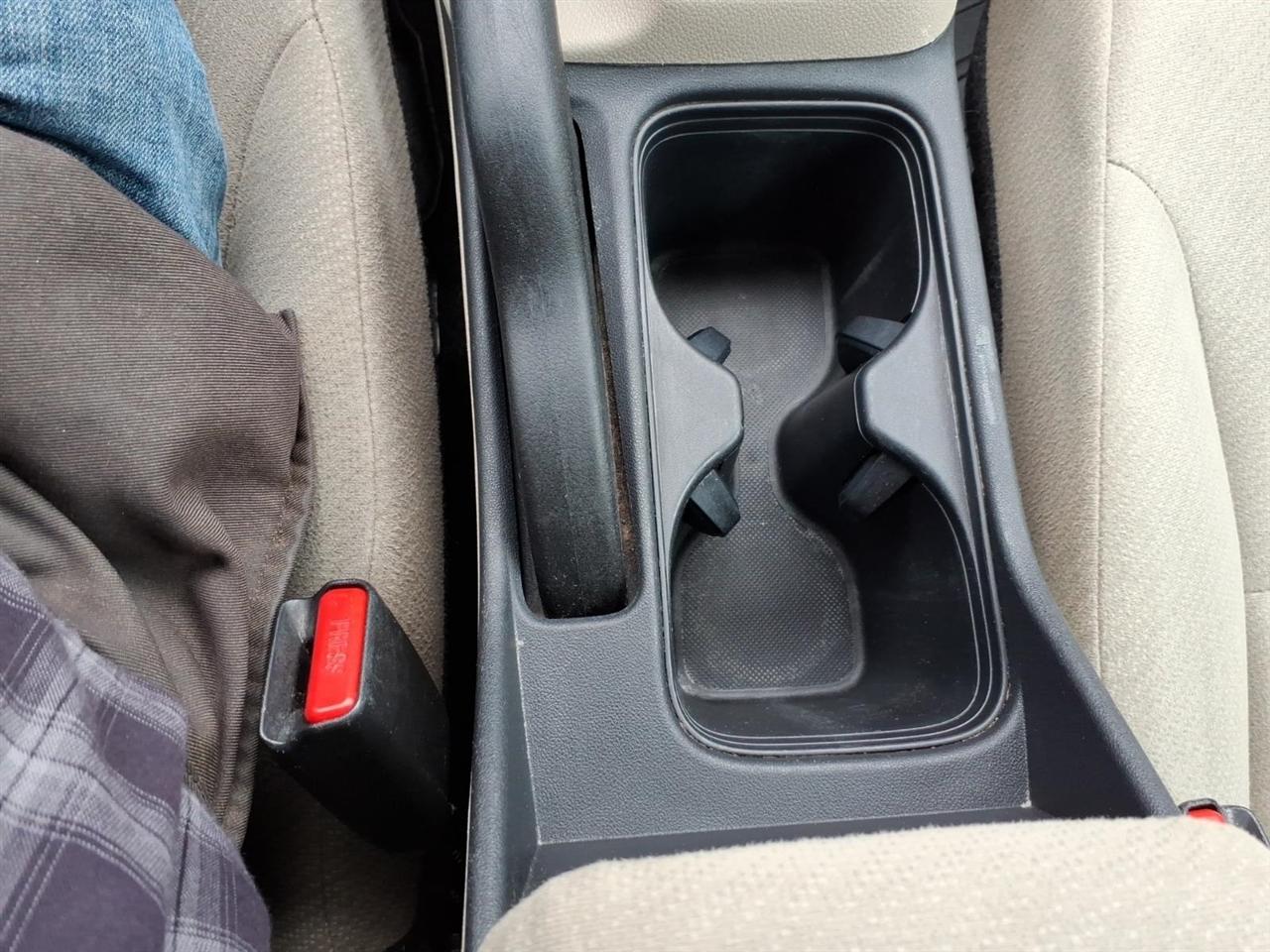 Honda Civic LX Sedan 5-Speed AT 2013