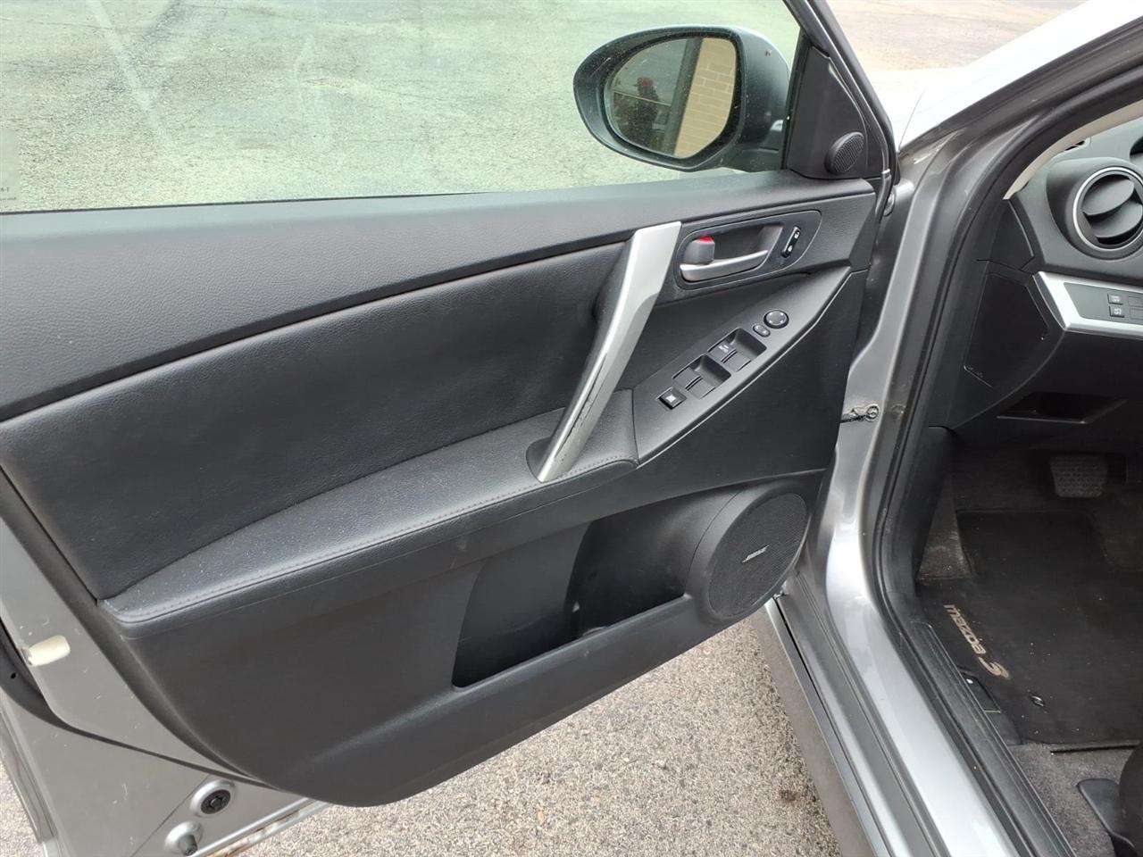 Mazda MAZDA3 s Sport 5-Door 2010