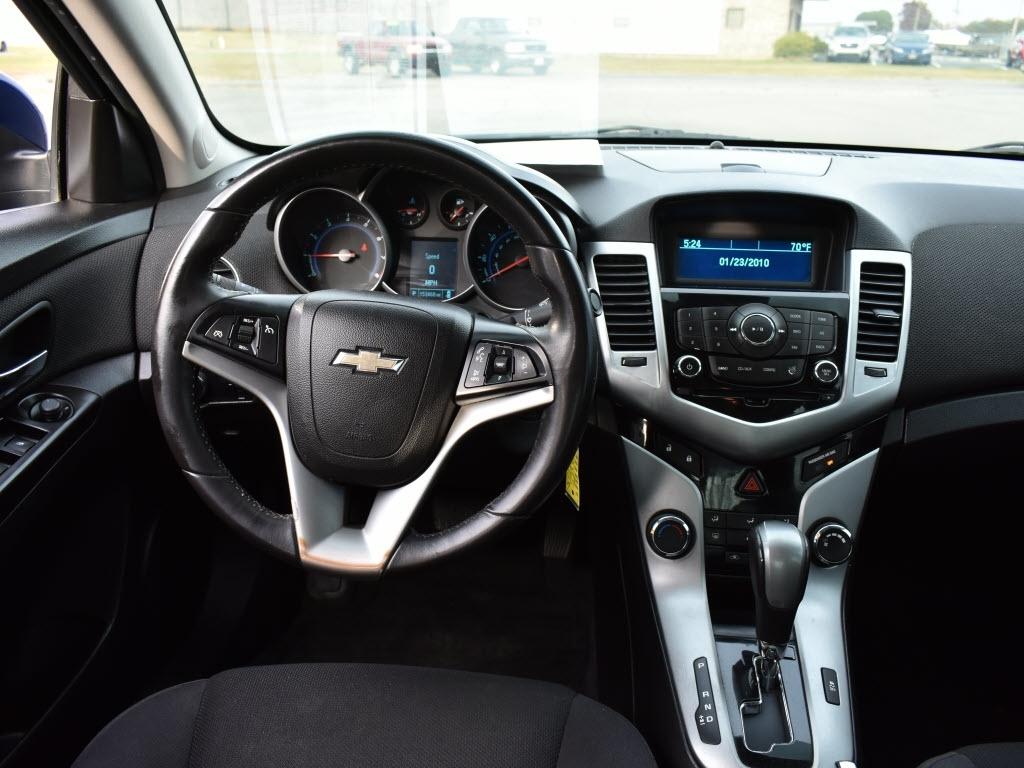 Chevrolet Cruze 1LT 2012