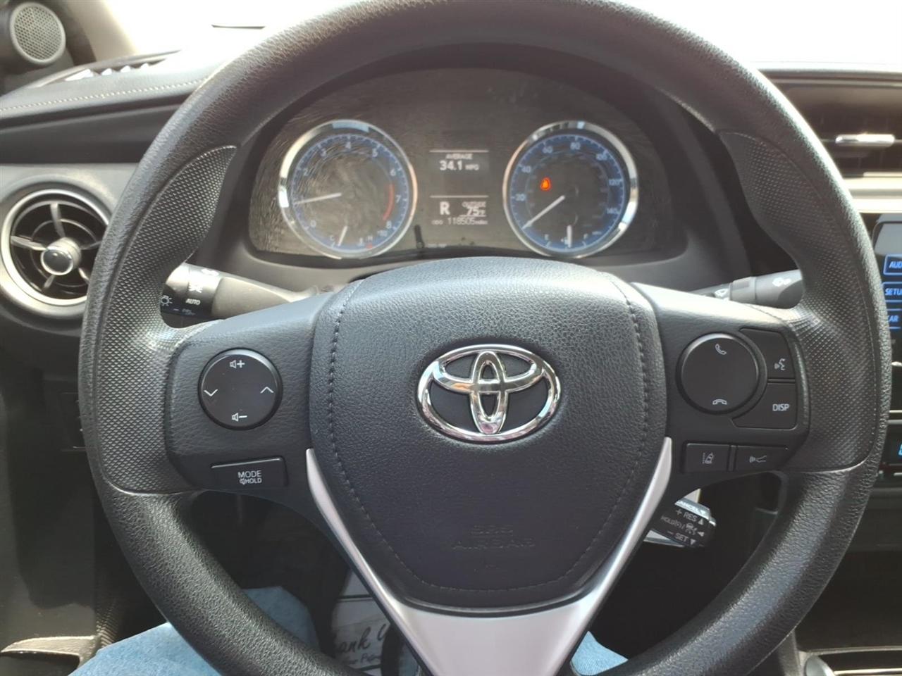 Toyota Corolla LE CVT 2017