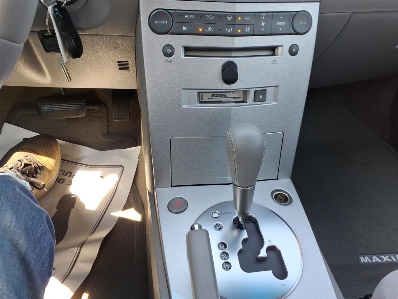Nissan Maxima SE 2006
