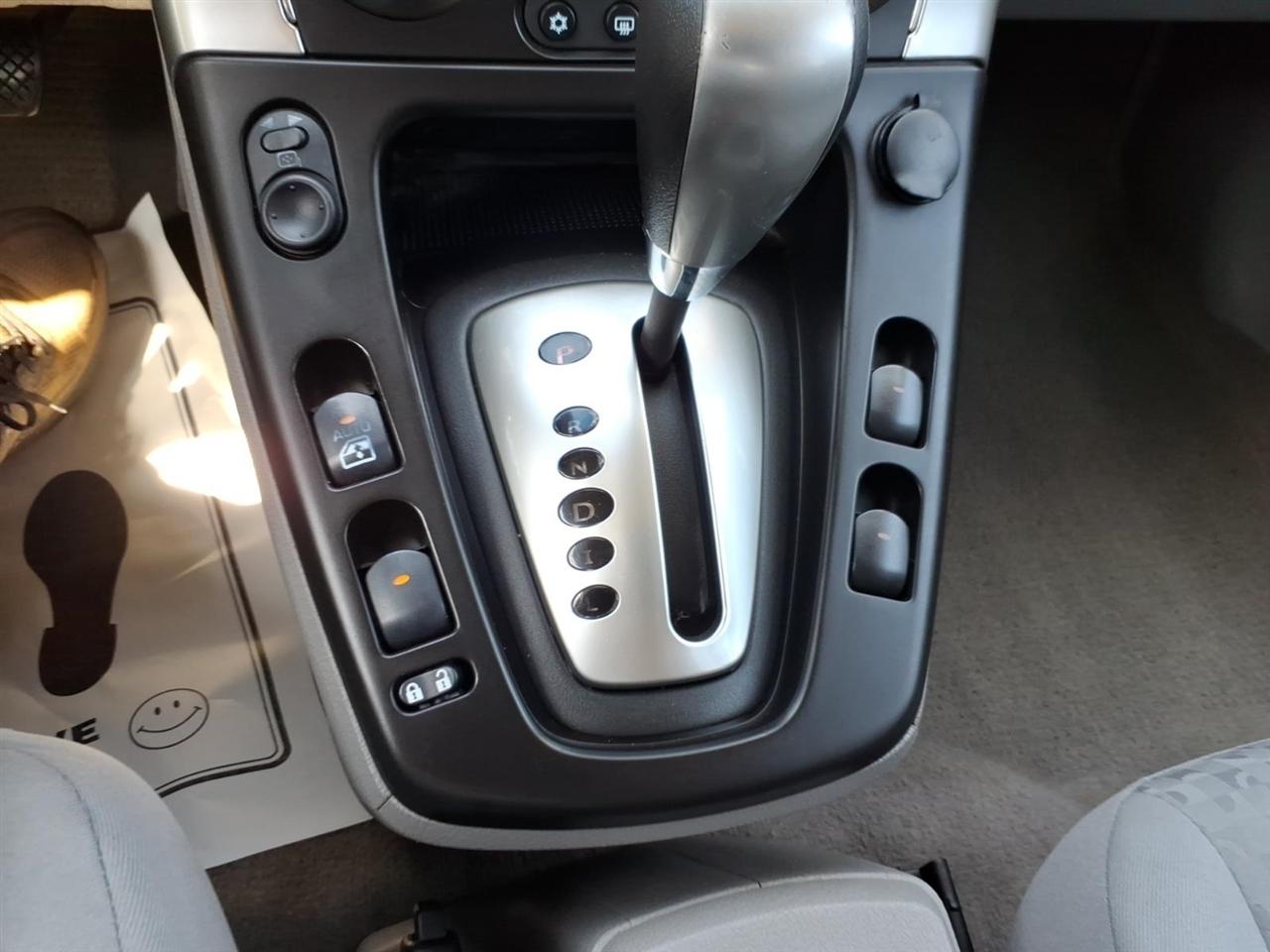 Saturn VUE FWD Automatic 2006