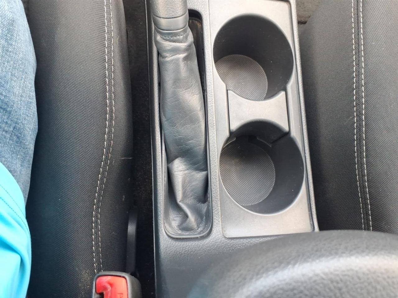 Toyota Corolla S 5-Speed MT 2013