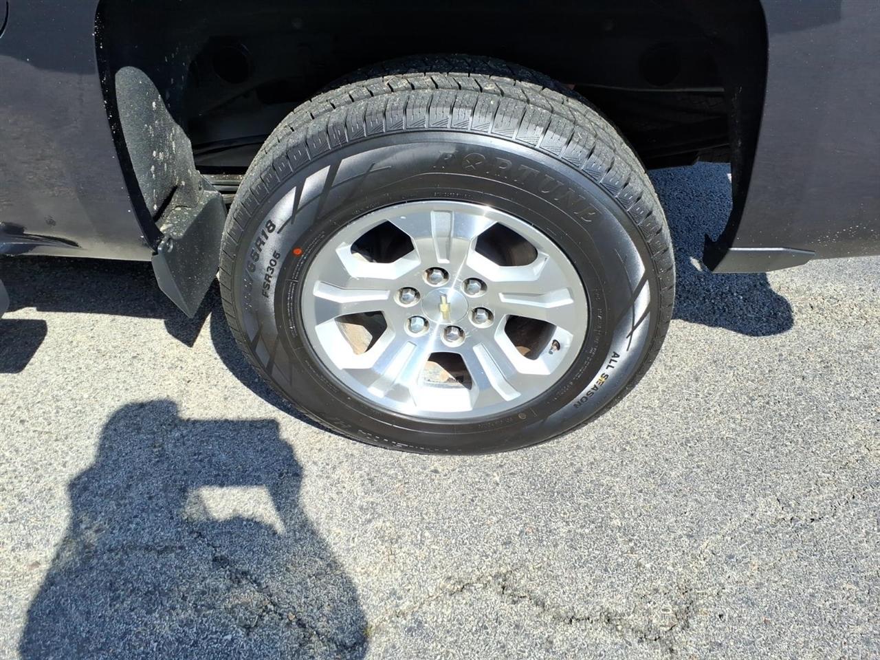 Chevrolet Silverado 1500 2LT Crew Cab Long Box 2WD 2014