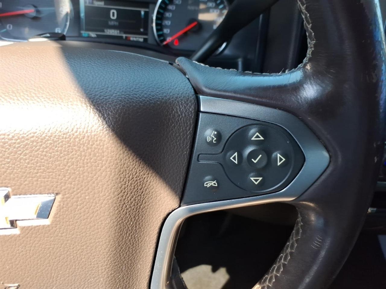 Chevrolet Silverado 1500 2LT Crew Cab Long Box 2WD 2014
