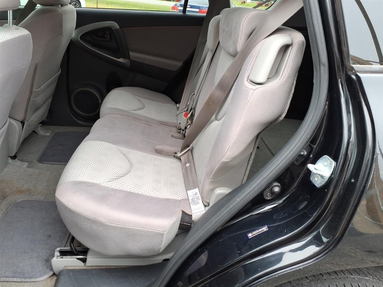 Toyota RAV4 Base I4 2WD 2008