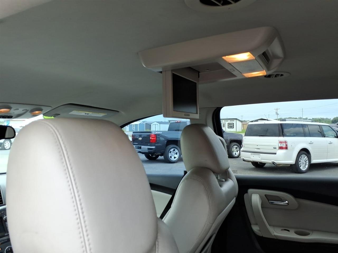 Chevrolet Traverse LTZ FWD 2012