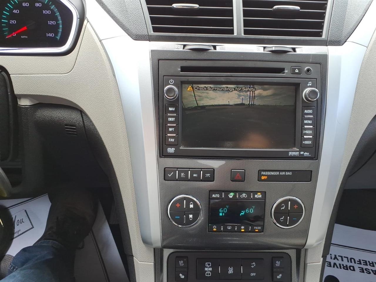 Chevrolet Traverse LTZ FWD 2012