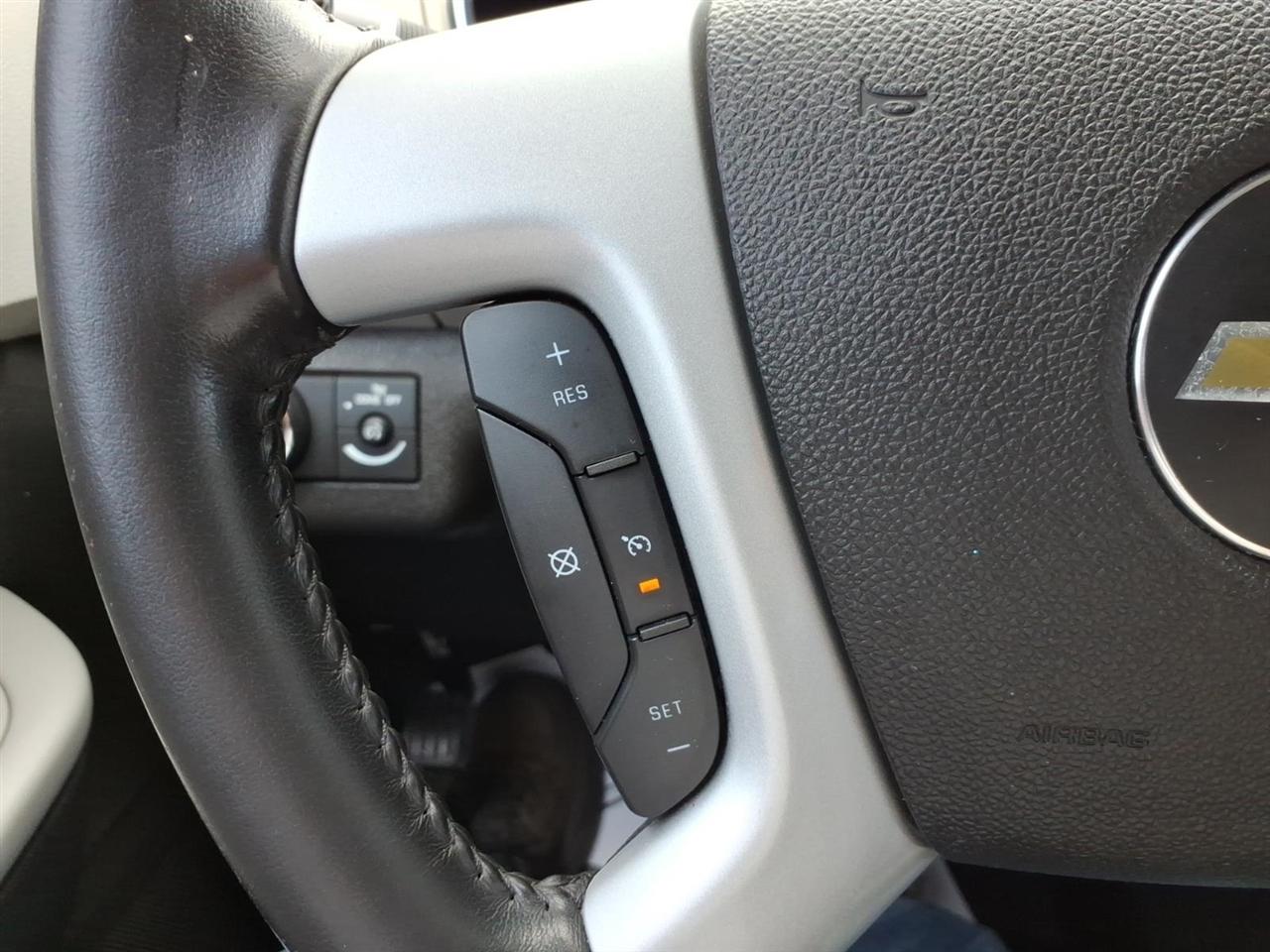 Chevrolet Traverse LTZ FWD 2012