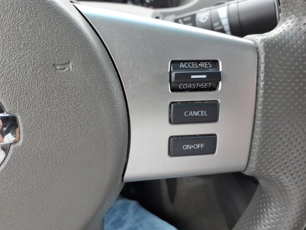 Nissan Frontier S Crew Cab 5AT 2WD 2015