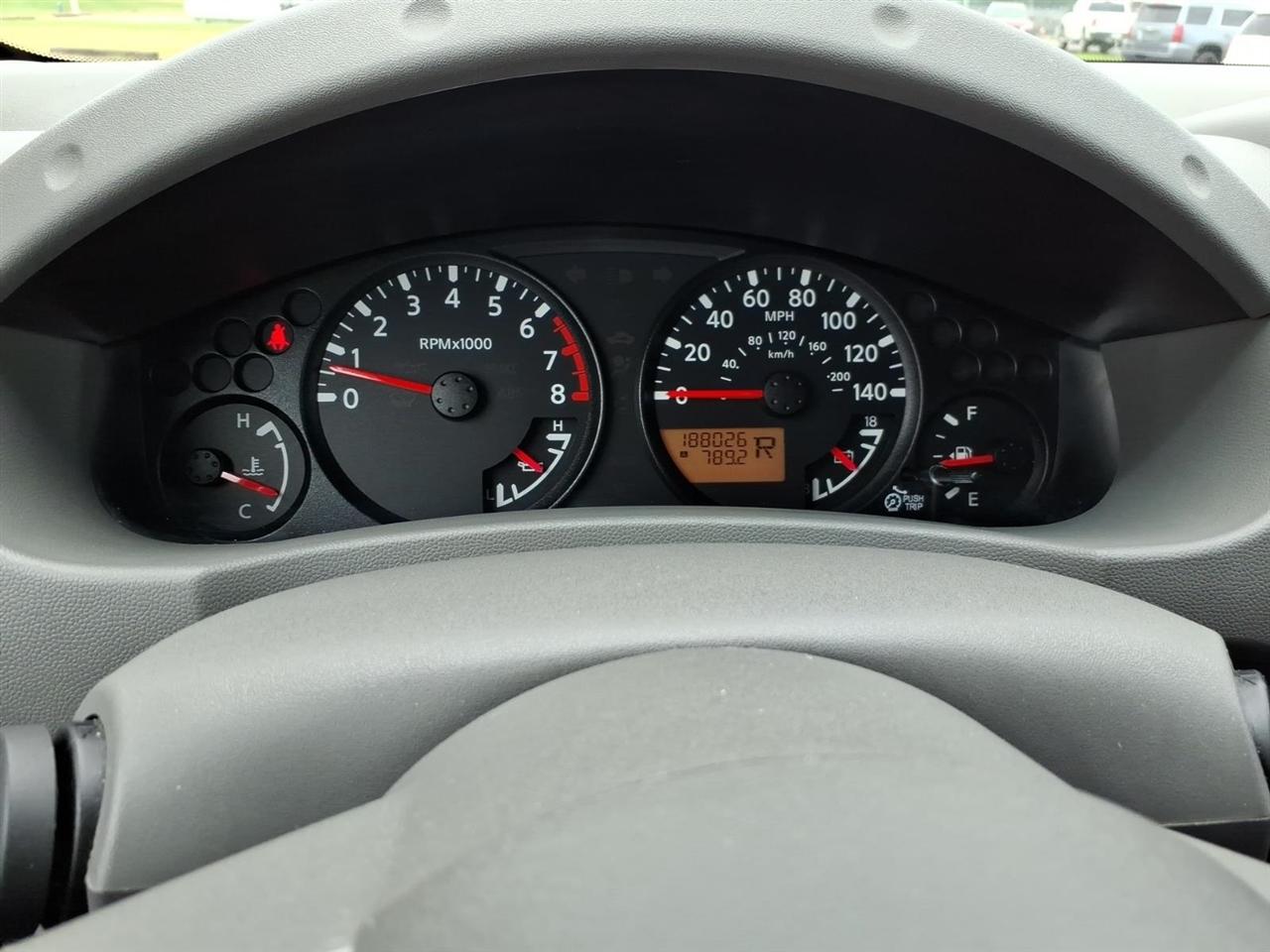 Nissan Frontier S Crew Cab 5AT 2WD 2015