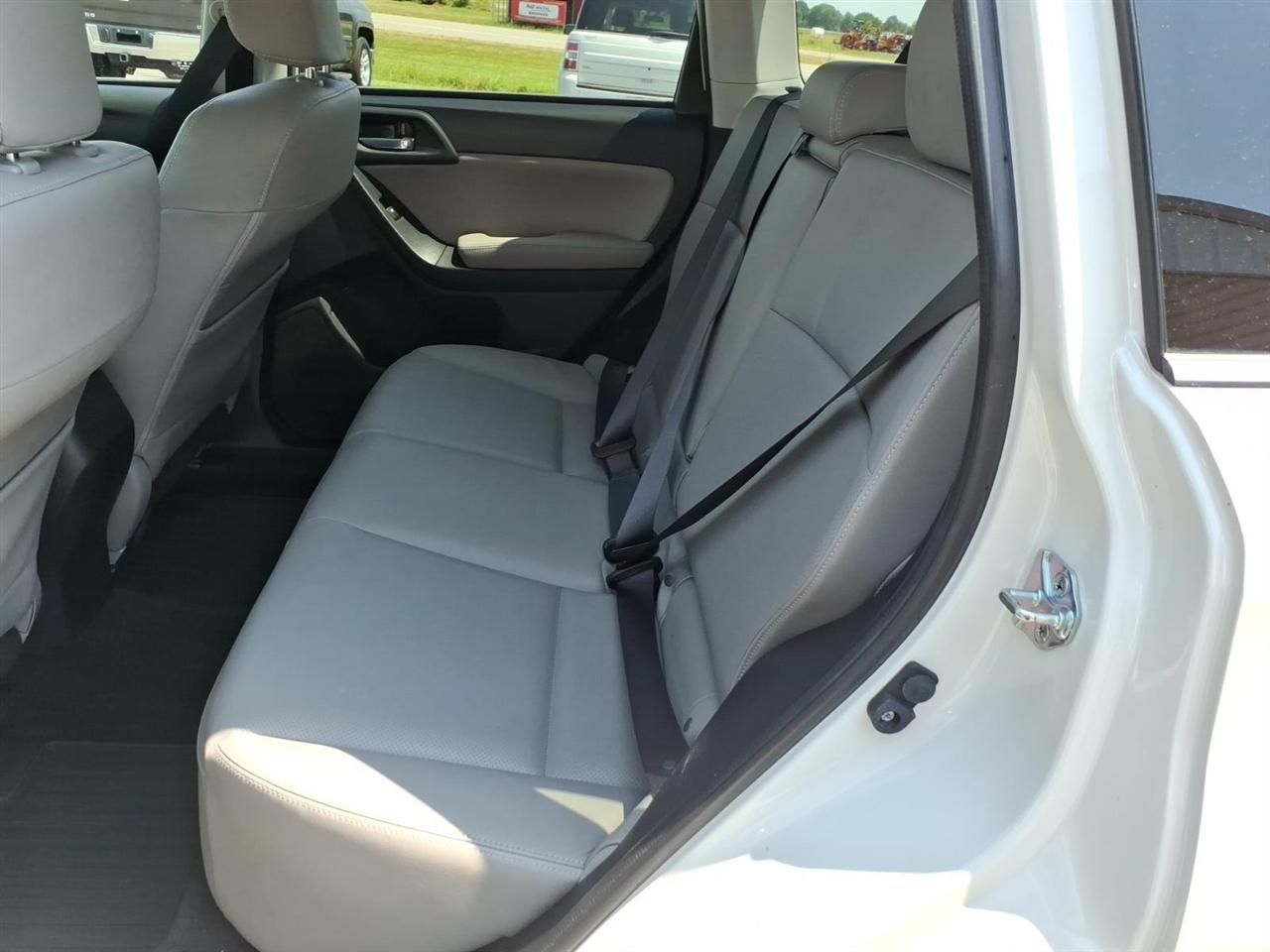 Subaru Forester 2.5i Limited 2015