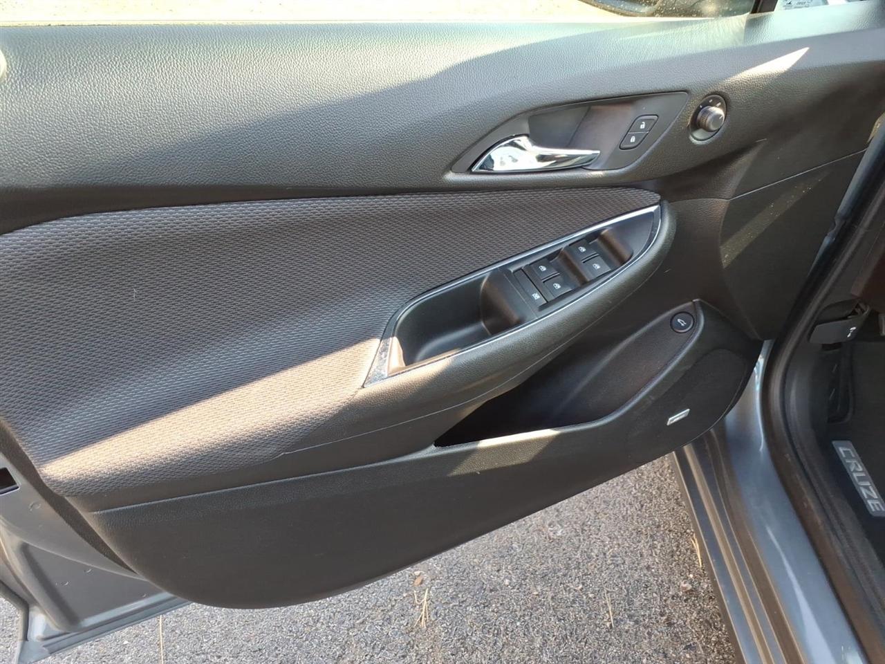 Chevrolet Cruze LT Auto 2018
