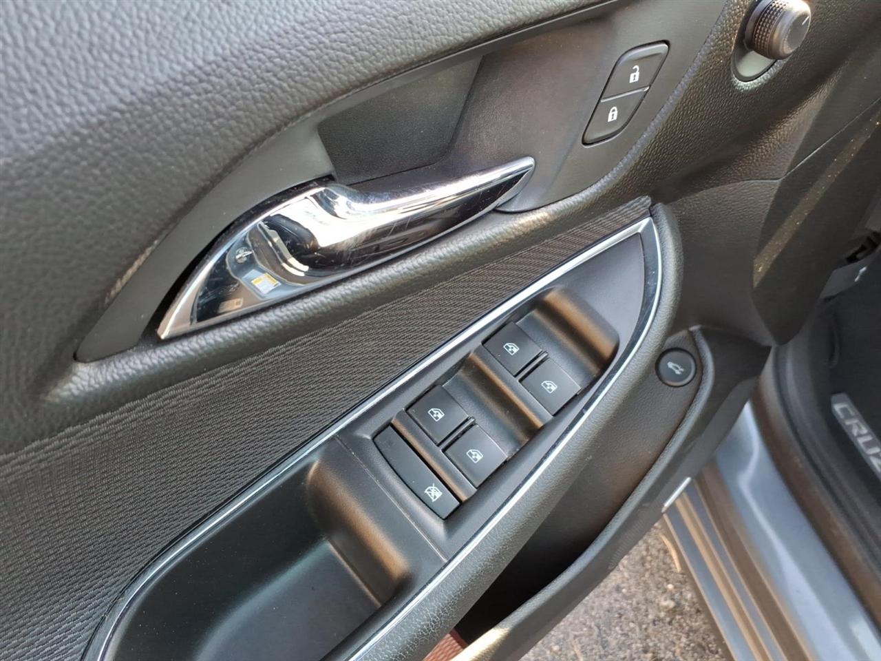 Chevrolet Cruze LT Auto 2018