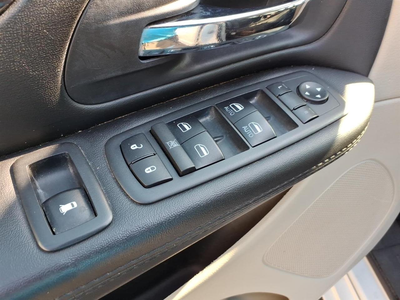 Dodge Grand Caravan SE 2018