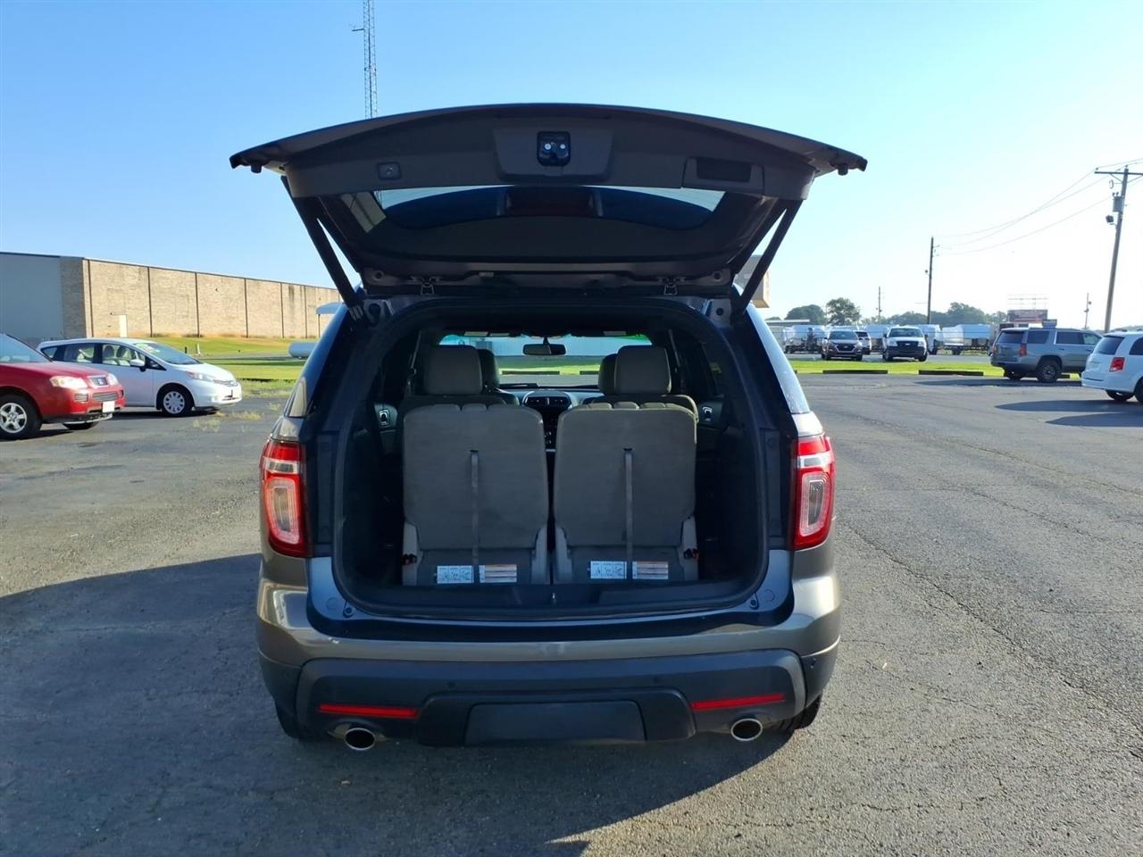 Ford Explorer XLT FWD 2014