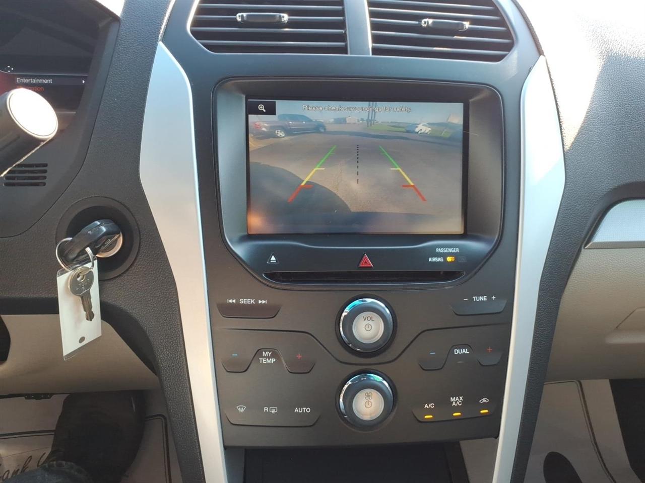 Ford Explorer XLT FWD 2014
