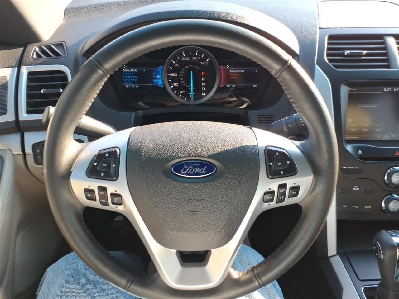 Ford Explorer XLT FWD 2014